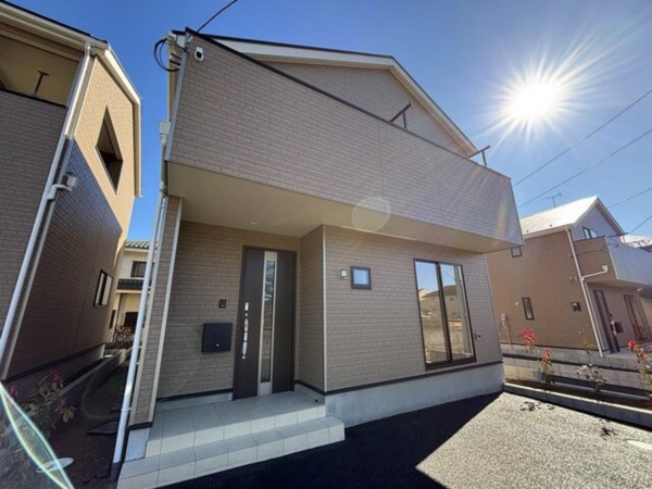 武蔵村山市本町、新築一戸建ての外観画像です