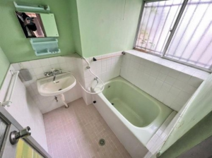 武蔵村山市学園、中古一戸建ての風呂画像です