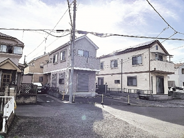 武蔵村山市岸、中古一戸建ての外観画像です