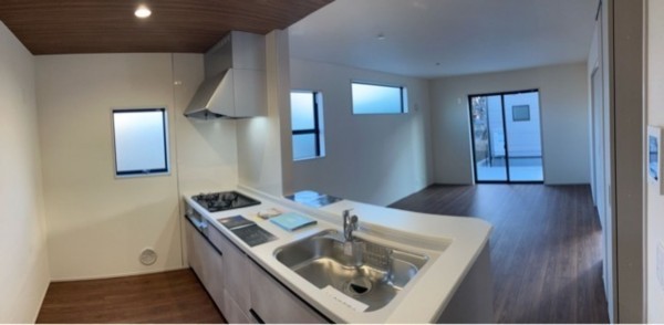 武蔵村山市残堀、新築一戸建ての居間画像です