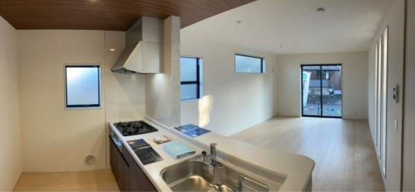 武蔵村山市残堀、新築一戸建ての居間画像です