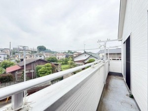 武蔵村山市中藤、中古一戸建てのバルコニー画像です
