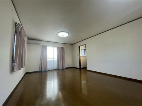 武蔵村山市三ツ木、中古一戸建ての内装画像です