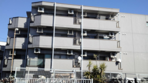 武蔵村山市学園、マンションの外観画像です