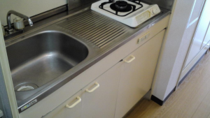 武蔵村山市学園、マンションのキッチン画像です