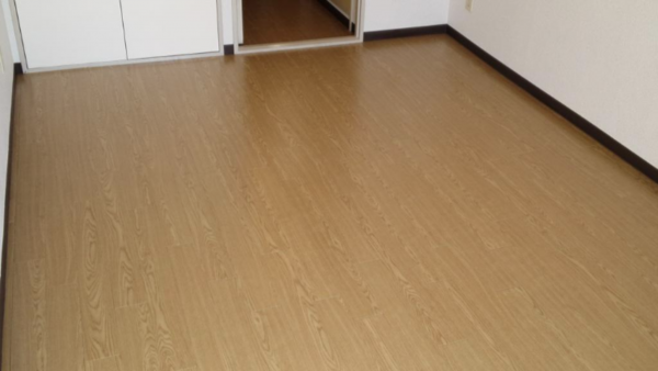 武蔵村山市学園、マンションの内装画像です