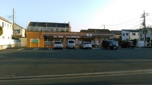 武蔵村山市大南、土地のコンビニ画像です