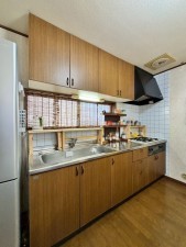 武蔵村山市大南、中古一戸建てのキッチン画像です