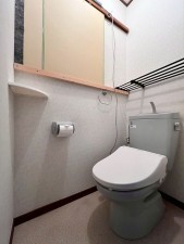 武蔵村山市大南、中古一戸建てのトイレ画像です