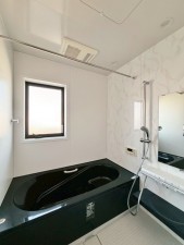 武蔵村山市榎、中古一戸建ての風呂画像です