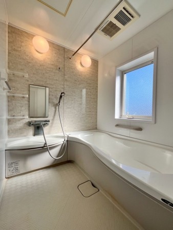 武蔵村山市榎、中古一戸建ての風呂画像です