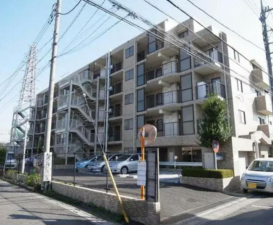 桶川市末広、マンションの画像です