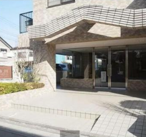 桶川市末広、マンションの画像です