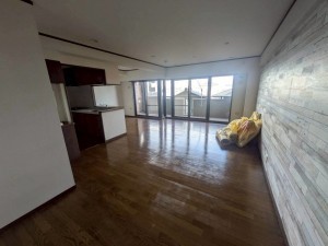 北名古屋市鹿田天王山、マンションの内装画像です