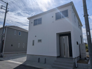 物件画像 一戸建て三木市志染町中自由が丘