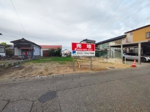 鶴岡市昭和町、土地の画像です