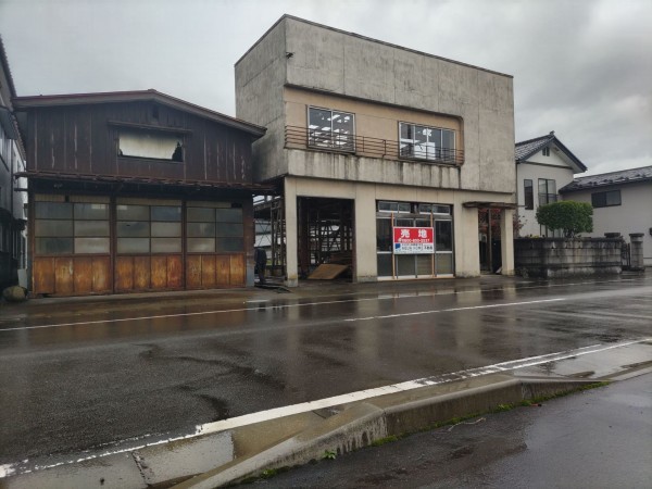 鶴岡市藤島、土地の画像です