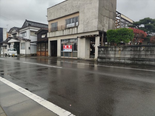 鶴岡市藤島、土地の画像です