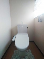 庄内町、中古一戸建てのトイレ画像です