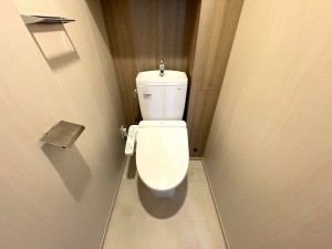 船橋市前原西、マンションのトイレ画像です