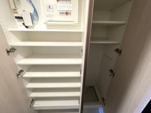 船橋市前原西、マンションの玄関画像です