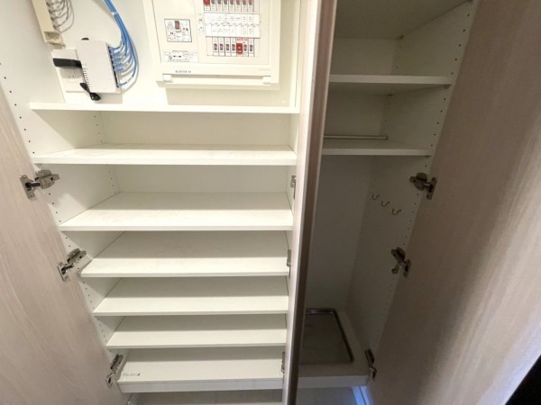 船橋市前原西、マンションの玄関画像です