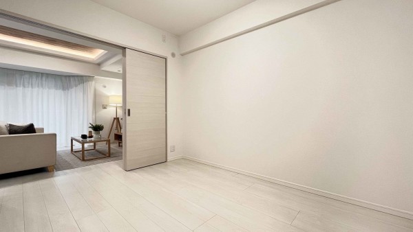 流山市向小金、マンションの画像です