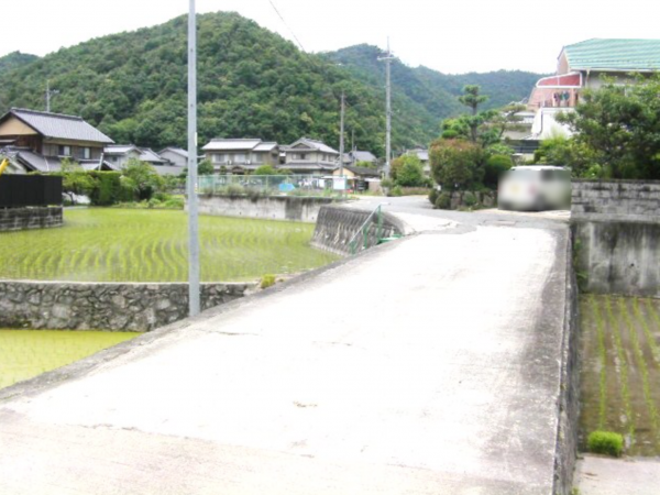 福山市加茂町字粟根、土地の外観画像です