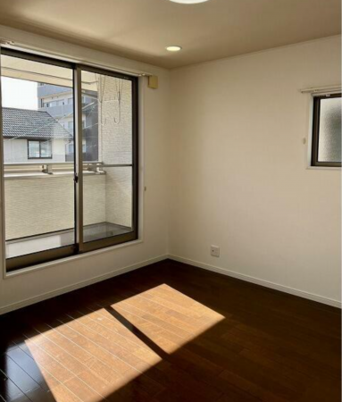 福山市、中古一戸建ての子ども部屋画像です