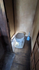 福山市御幸町大字下岩成、中古一戸建てのトイレ画像です