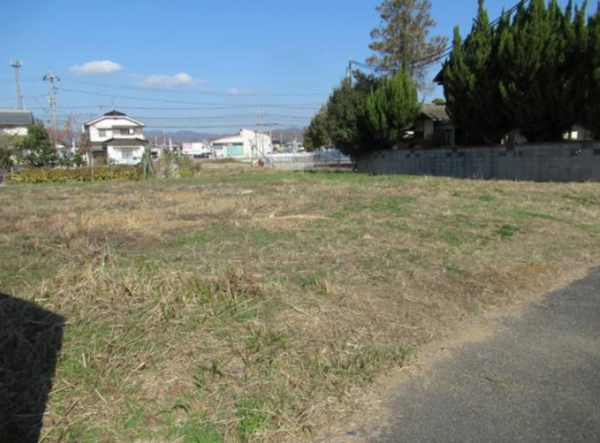 福山市御幸町大字上岩成、土地の画像です