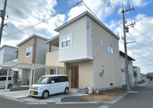 福山市駅家町大字江良、中古一戸建ての外観画像です