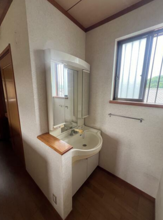 福山市新市町大字下安井、中古一戸建ての画像です