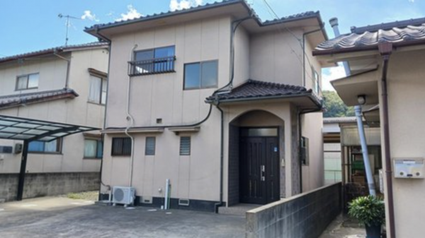 福山市、中古一戸建ての画像です
