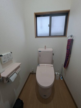 福山市新市町大字宮内、中古一戸建てのトイレ画像です