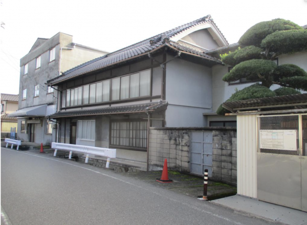 福山市新市町大字戸手、中古一戸建ての画像です