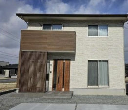 福山市、中古一戸建ての外観画像です