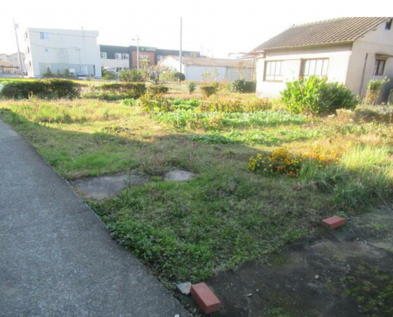 福山市御幸町大字上岩成、土地の画像です