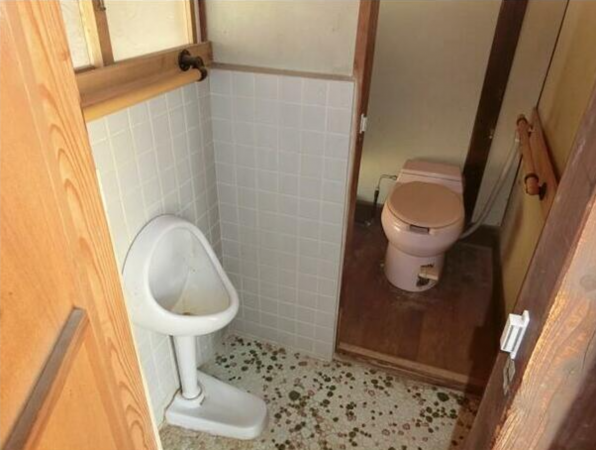 福山市芦田町大字福田、中古一戸建てのトイレ画像です