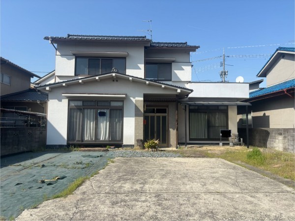 福山市駅家町大字坊寺、中古一戸建ての外観画像です