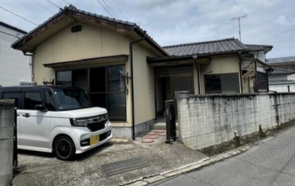 福山市駅家町大字倉光、中古一戸建ての画像です