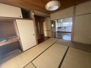 福山市駅家町大字法成寺、中古一戸建ての居間画像です