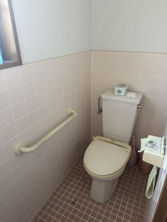 福山市駅家町大字法成寺、中古一戸建てのトイレ画像です