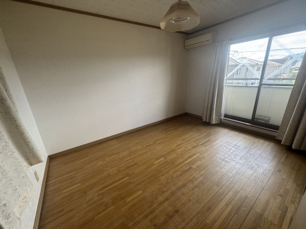 福山市駅家町大字法成寺、中古一戸建ての子ども部屋画像です