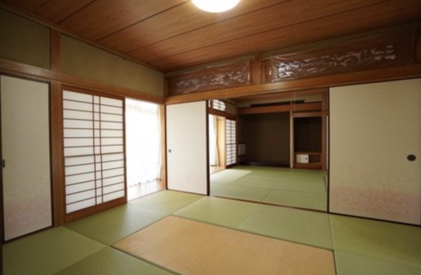 福山市坪生町、中古一戸建ての画像です