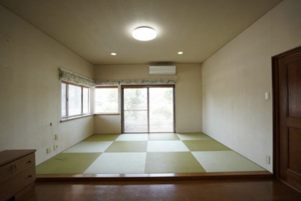 福山市坪生町、中古一戸建ての画像です