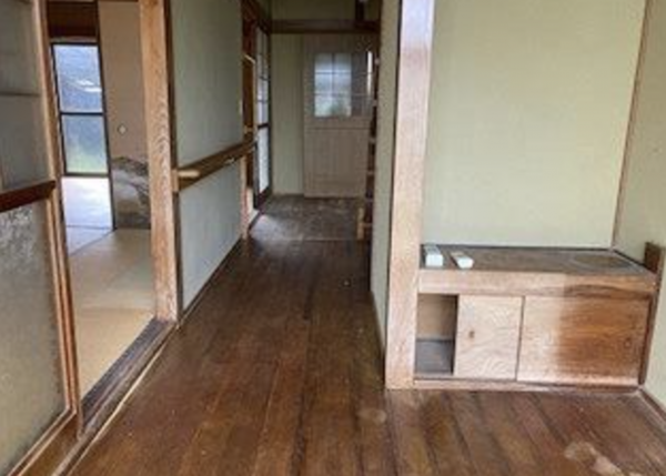 福山市新市町大字常、中古一戸建ての画像です