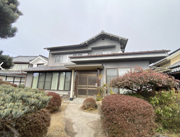 福山市新市町大字戸手、中古一戸建ての画像です