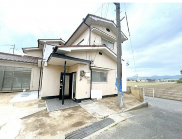 福山市御幸町大字下岩成、中古一戸建ての画像です