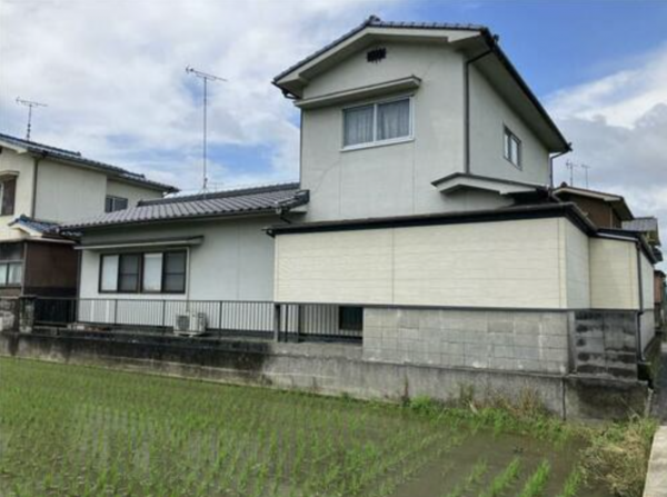 福山市御幸町大字下岩成、中古一戸建ての画像です